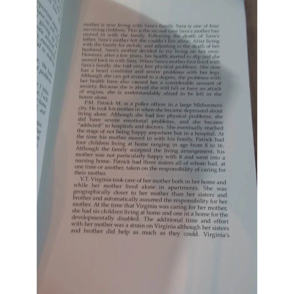 Under One Roof : Caring for an‎ Aging Parent by Sheelagh McGurn (1992, Trade...